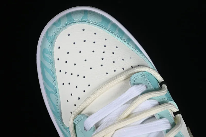 All categories Nk SB Dunk series Nk SB Dunk Low low-top sneakers Nk Dunk Low Retro Panda Prank Tiffany Green Four-leaf clover SB strap low-top casual sneakers DJ6188-100